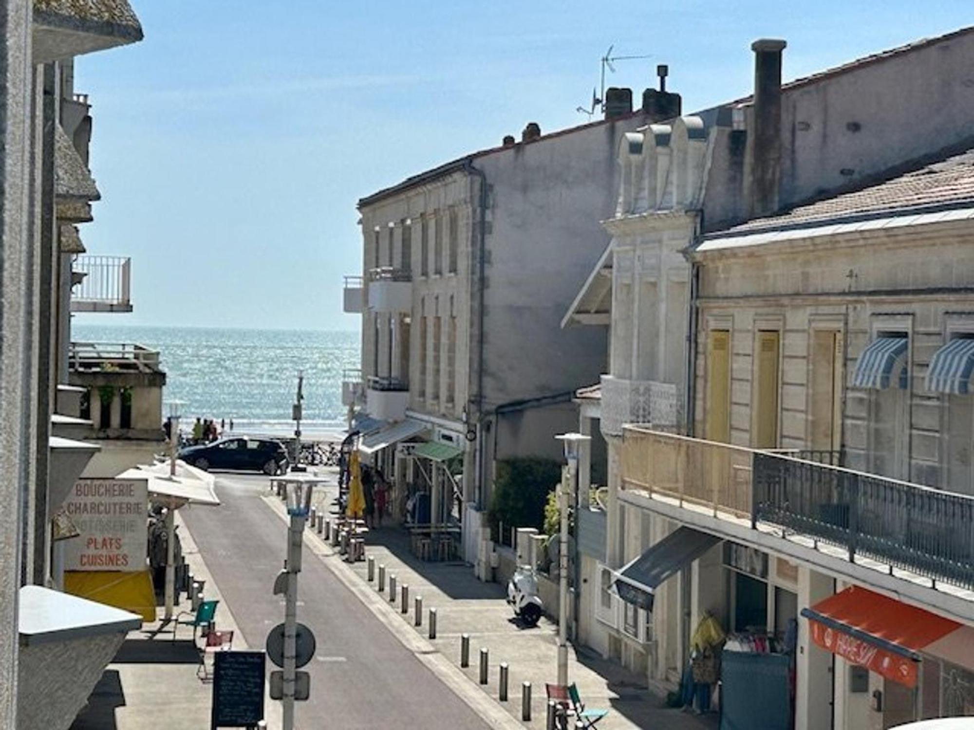 Appartement T2 A Royan, 4 Pers., Proche Plage Et Commerces, Parking, Balcon, Confortable Et Equipe - Fr-1-494-60 Exterior foto